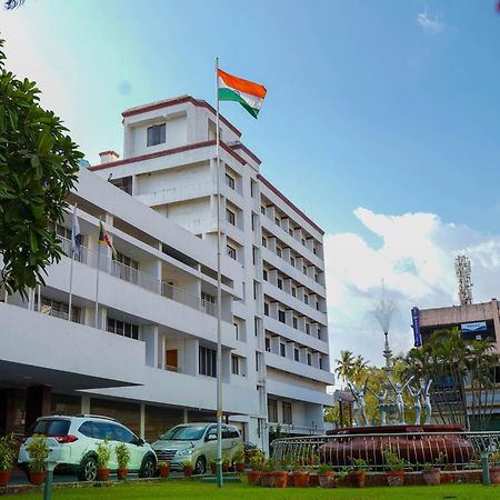 Casino Hotels Ltd Thrissur Ngoại thất bức ảnh