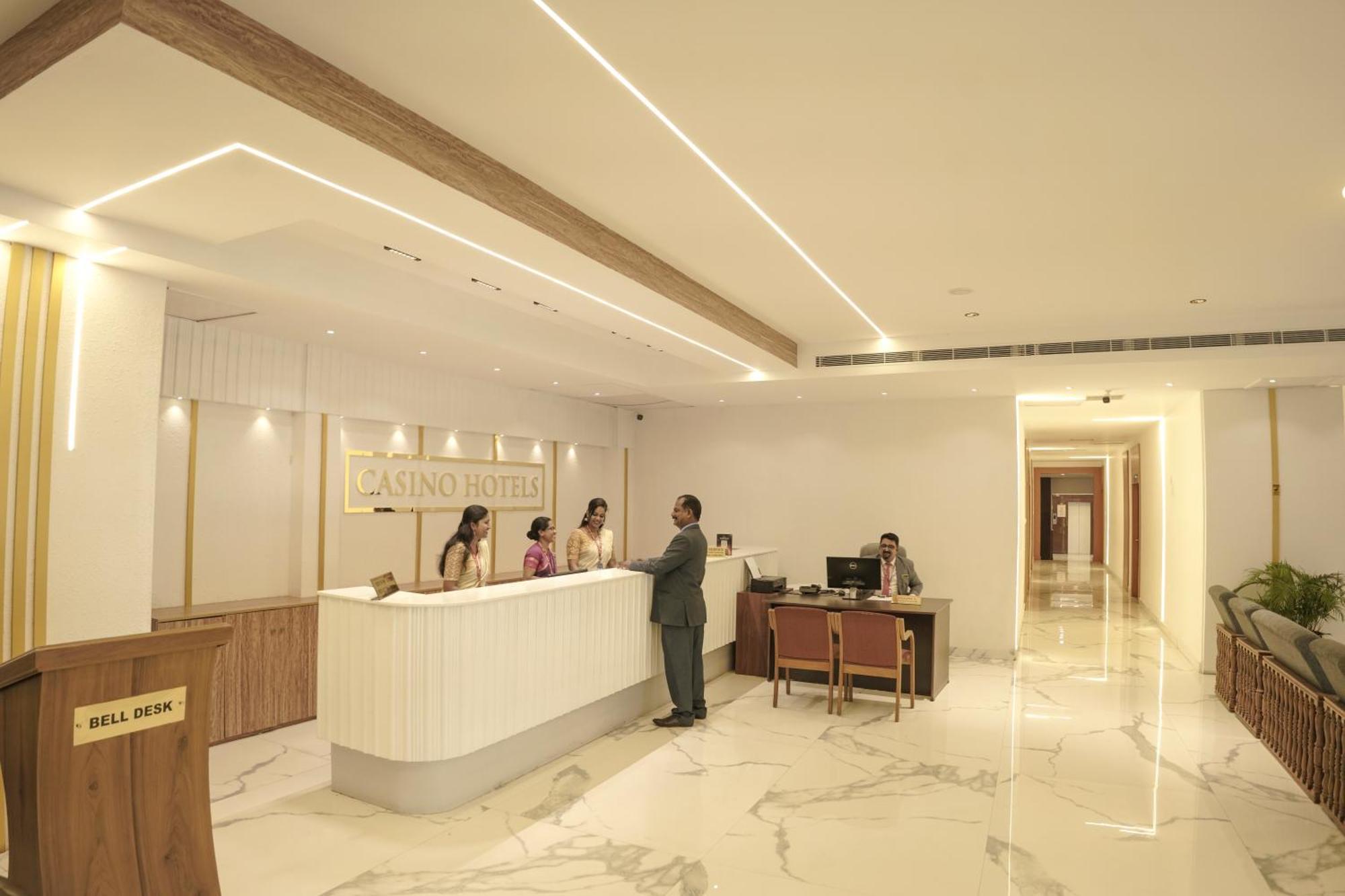 Casino Hotels Ltd Thrissur Ngoại thất bức ảnh