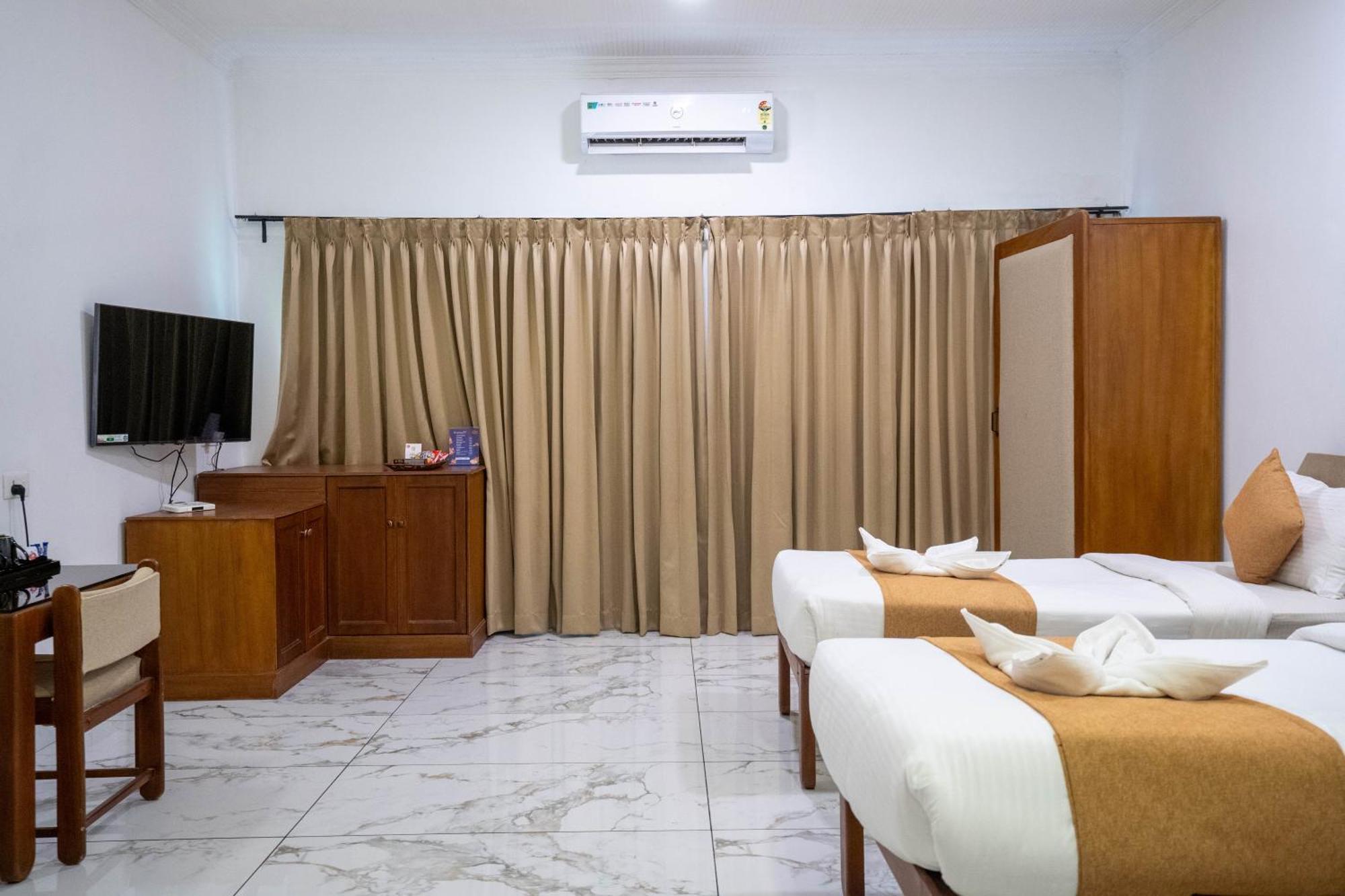 Casino Hotels Ltd Thrissur Ngoại thất bức ảnh