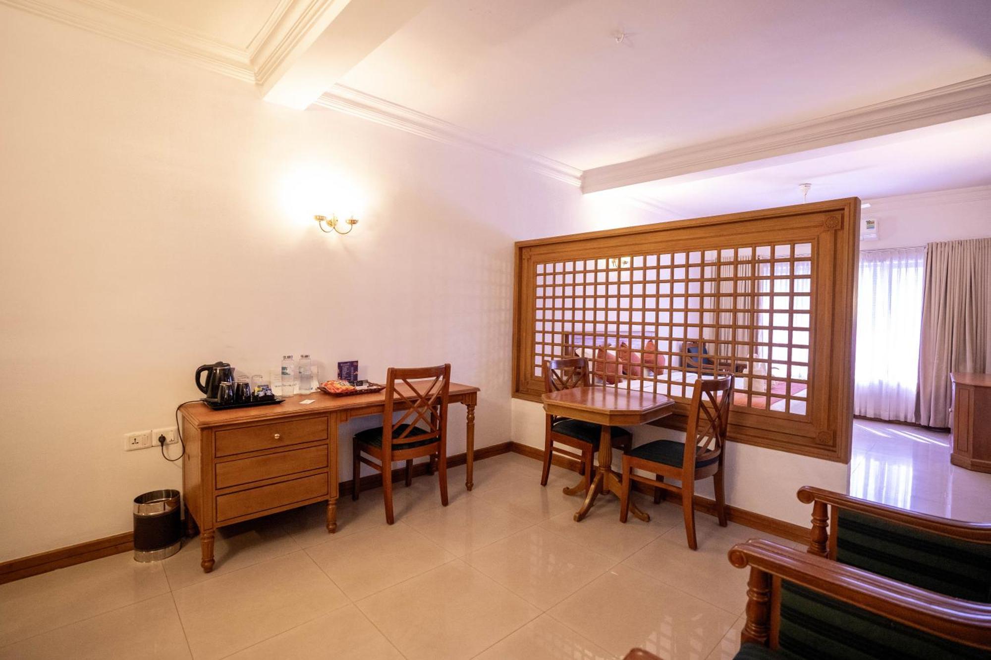 Casino Hotels Ltd Thrissur Ngoại thất bức ảnh
