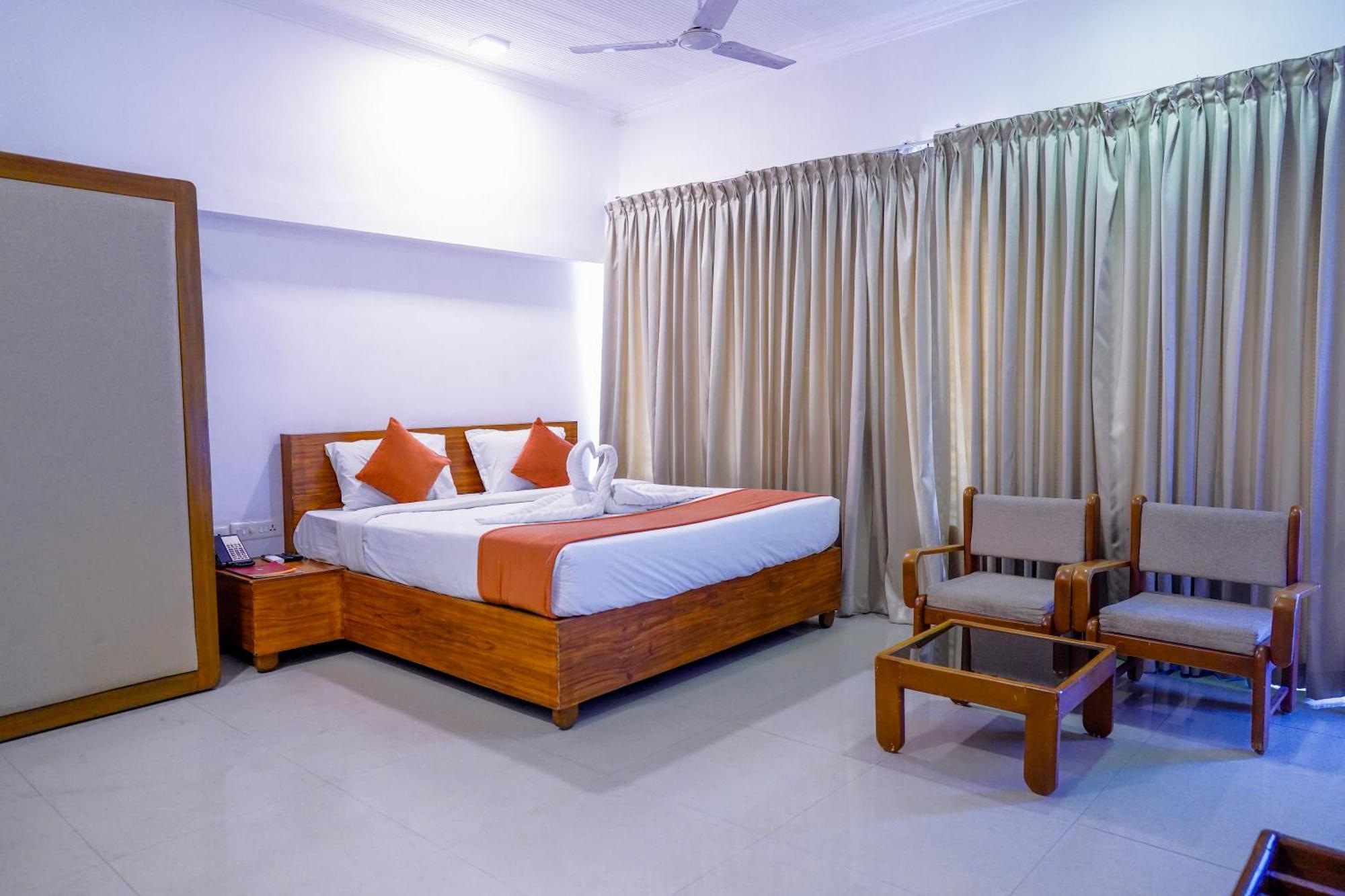 Casino Hotels Ltd Thrissur Ngoại thất bức ảnh