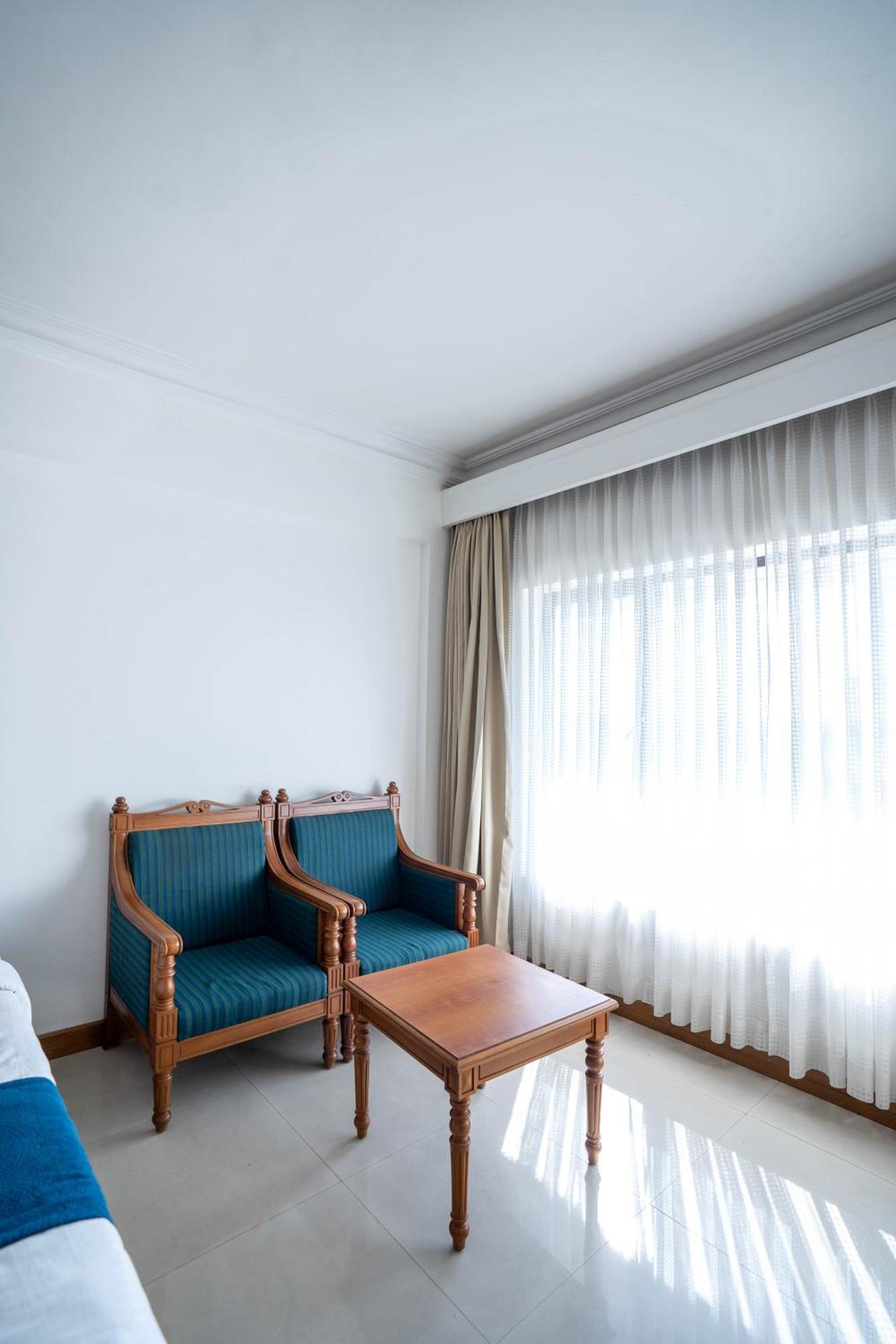 Casino Hotels Ltd Thrissur Ngoại thất bức ảnh