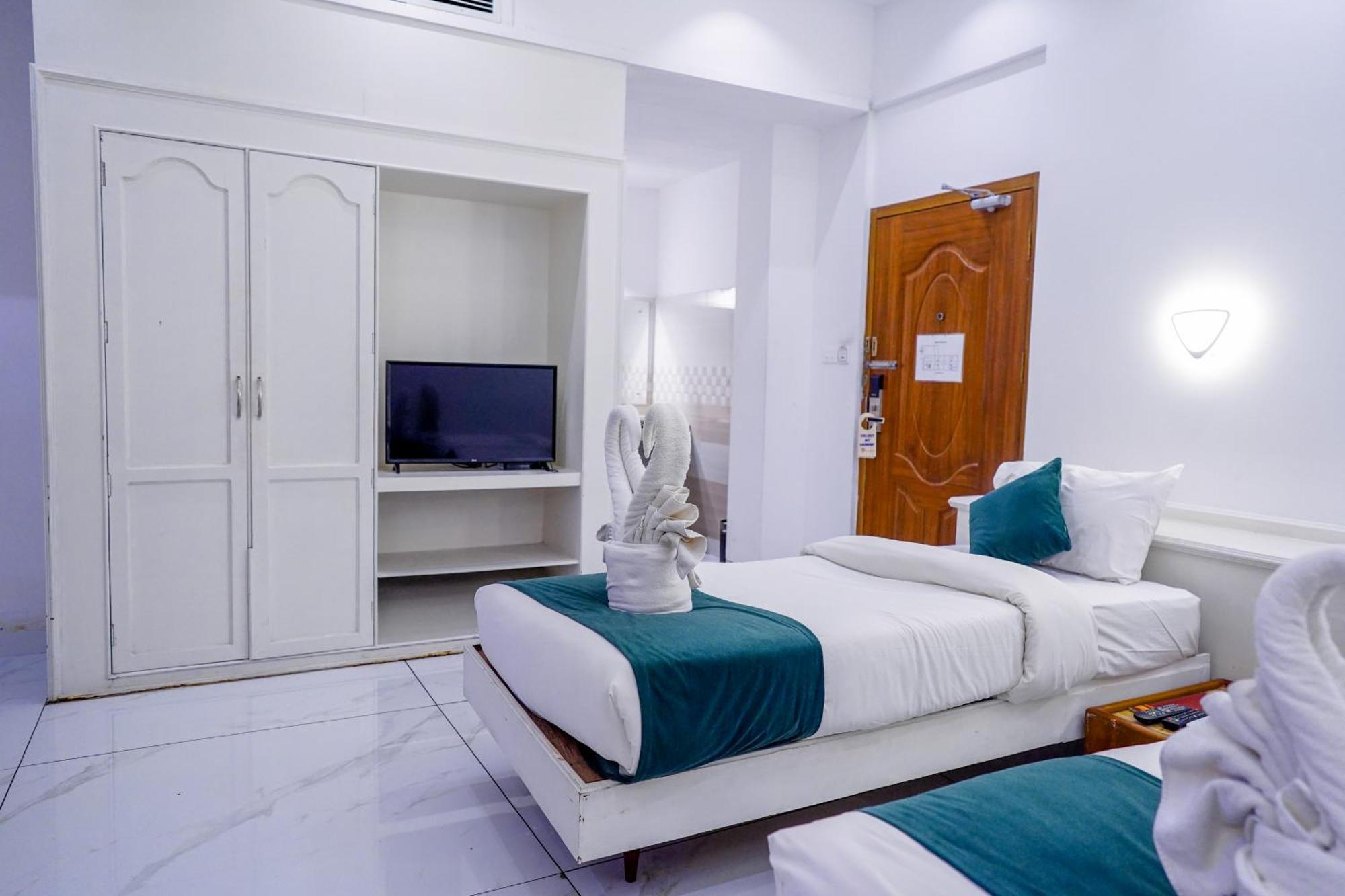 Casino Hotels Ltd Thrissur Ngoại thất bức ảnh