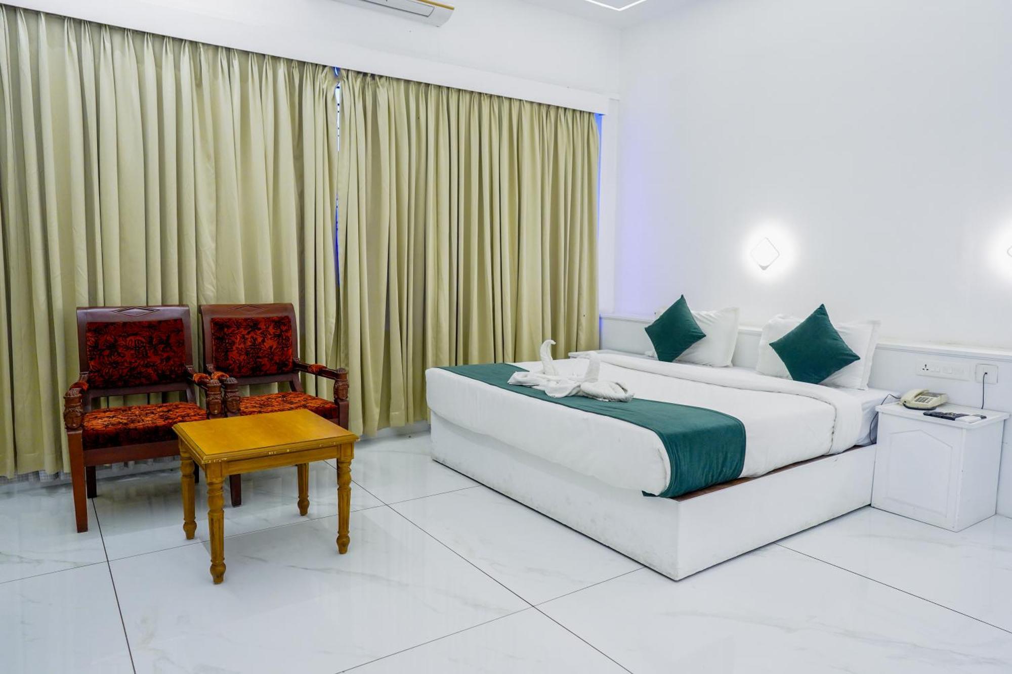 Casino Hotels Ltd Thrissur Ngoại thất bức ảnh